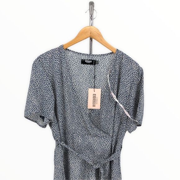 Missguided Maternity Blue Mini Heart Print Ruffle Surplice Deep V Mini Dress NWT - Picture 4 of 14